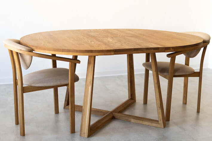 How to make a wooden table