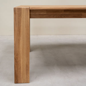 Dining table in solid oak Mauritz 3 OakStore NordicStory