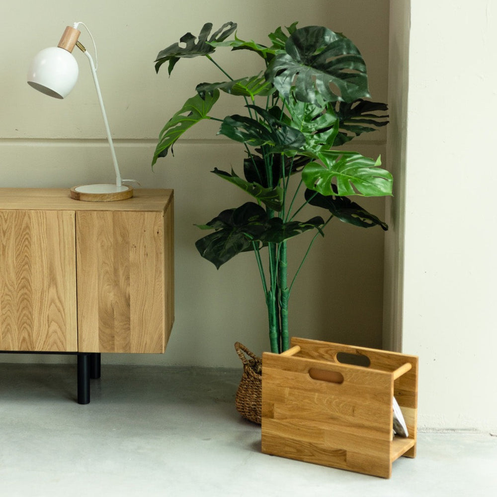 NordicStory Magazine rack in solid oak wood