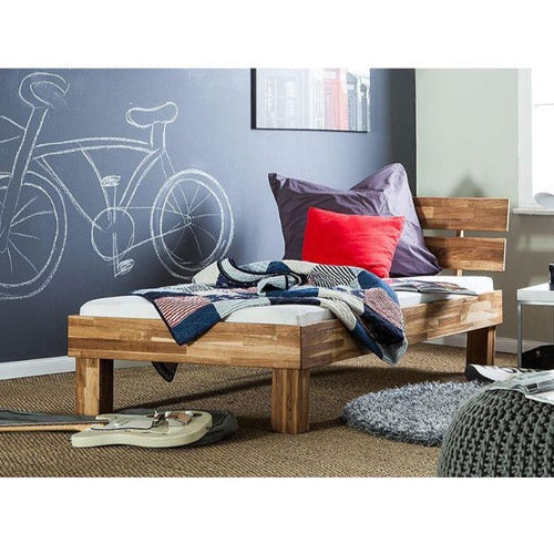 NordicStory Bed in solid oak wood