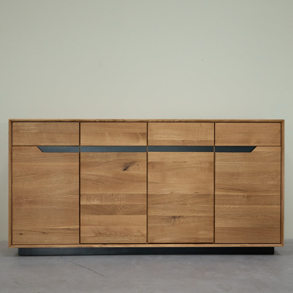 NordicStory Bremen oak solid wood sideboard, 180 x 42 x 90 cm.