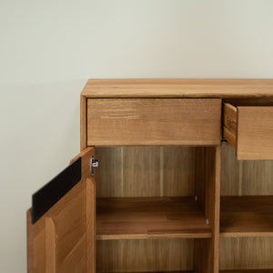 NordicStory Bremen 2 solid oak sideboard, 135 x 42 x 90 cm.