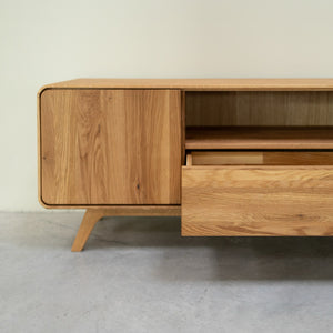 NordicStory TV stand in solid oak Geneva 2, 180 x 45 x 55 cm.