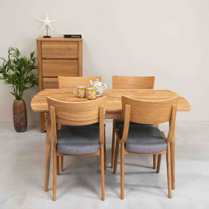 Roble.Store Rectangular dining table in solid oak wood