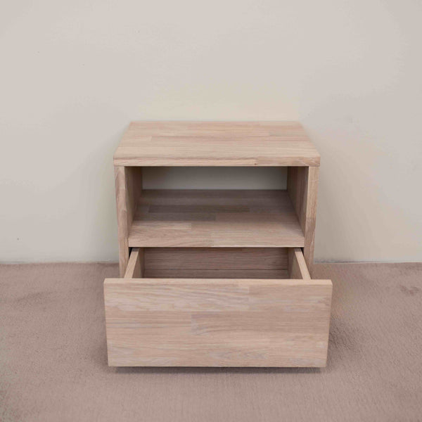 Roble.Store Bedside table in solid oak wood
