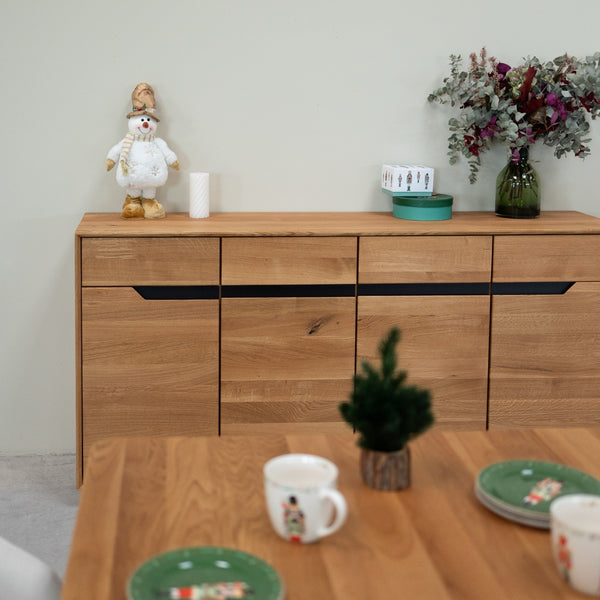 NordicStory Bremen oak solid wood sideboard, 180 x 42 x 90 cm.
