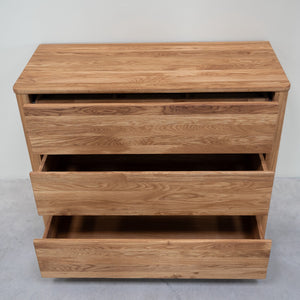 Elsa solid oak dresser chest of drawers