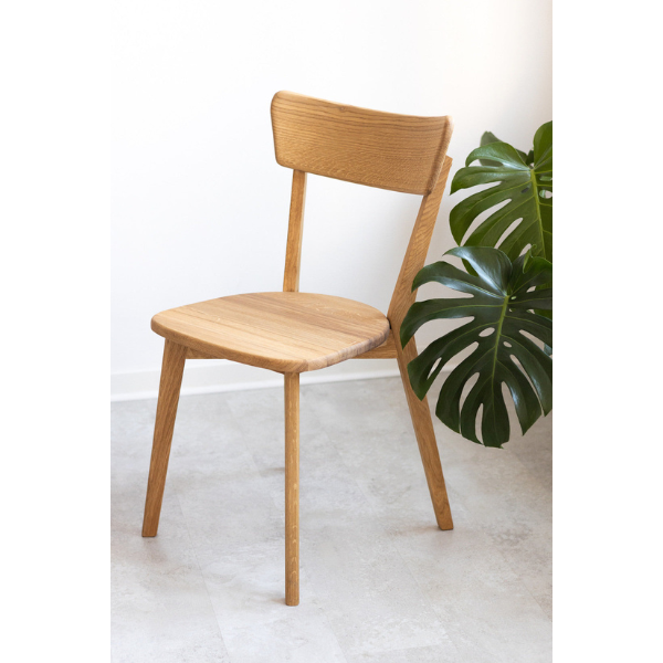 Pack of 2 or 4 Solid Oak Wood Dining Chairs Diana | NordicStory