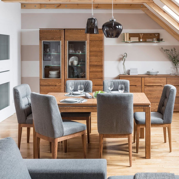 NordicStory Extending dining table in solid oak wood