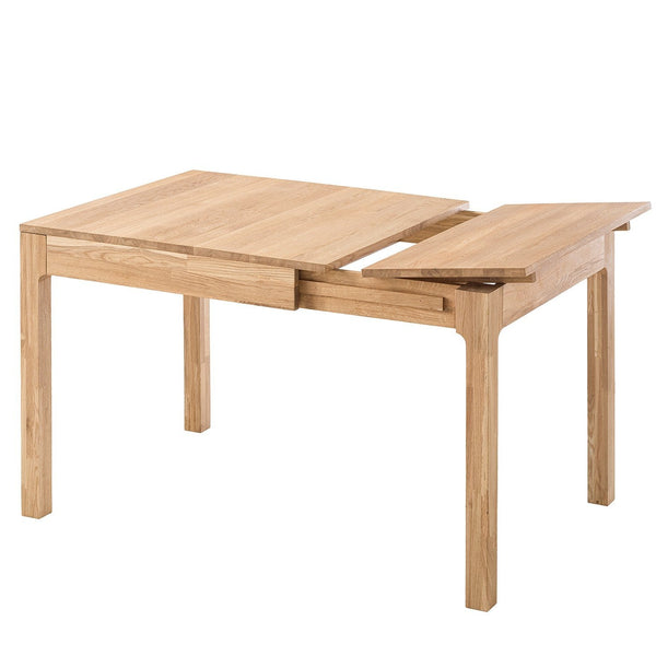 Extendable dining table in oak solid wood