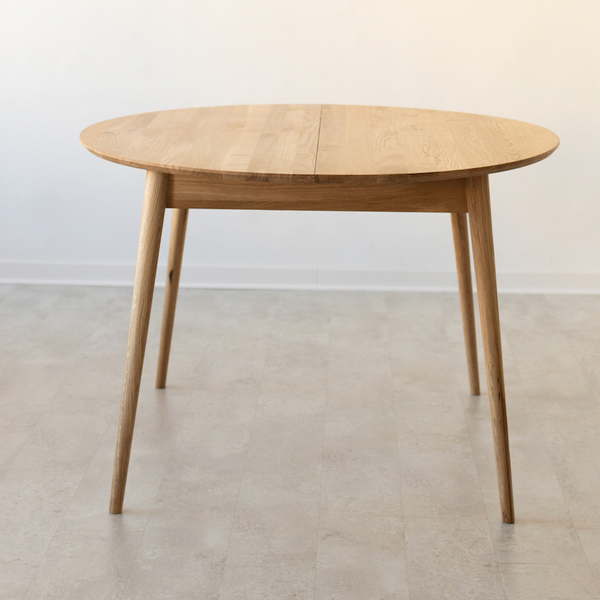 Extending dining table in solid oak Escandi 4, 120-155 x 120 x 75 cm | NordicStory