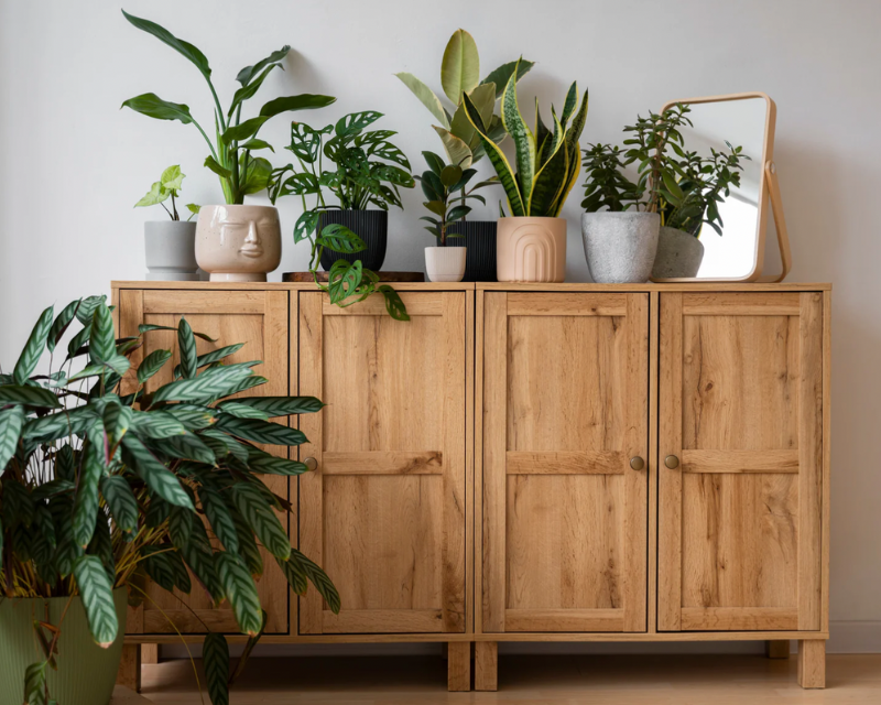 How to decorate a sideboard: step by step