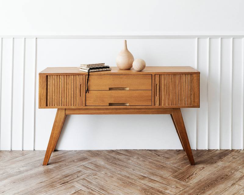 decorating a wooden console
