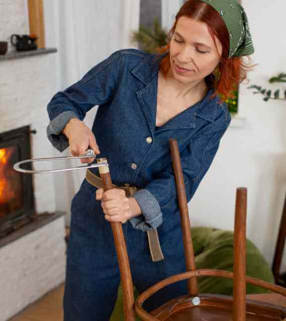 how to repair a wooden chair