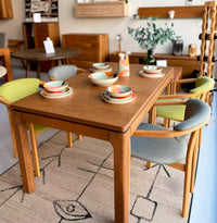 The 4 + 1 best wooden dining room chairs