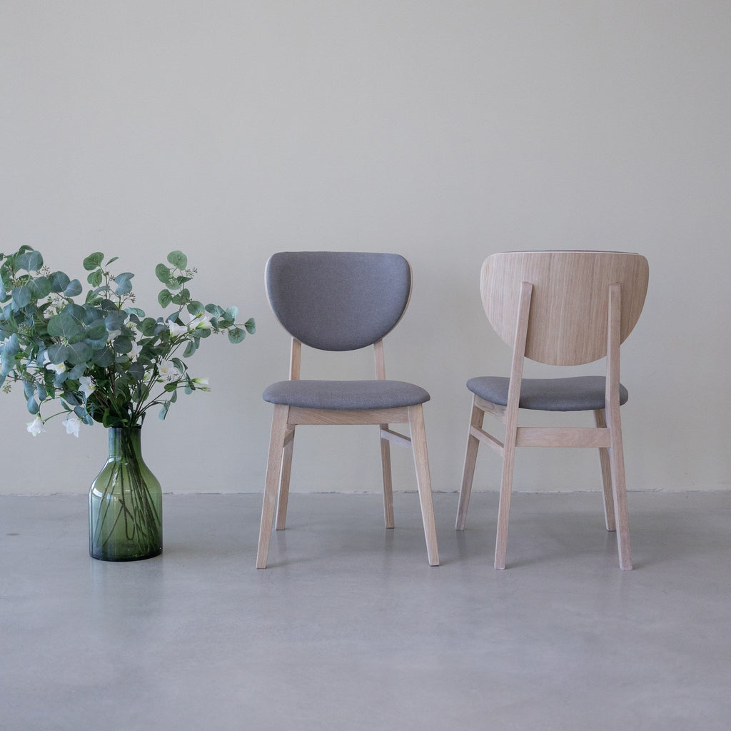 Pack of 2 or 4 Nova Dining Chairs, Solid Bleached Oak Frame | NordicStory