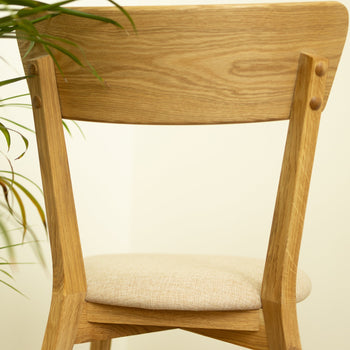 Pack of 2 or 4 Solid Oak Dining Chairs Diana Beige | NordicStory