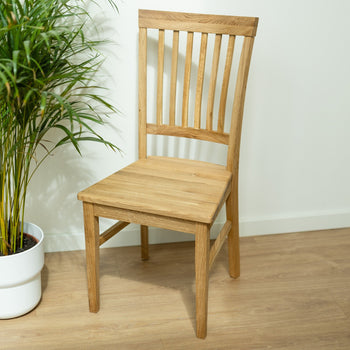 Pack of 2 or 4 Solid Oak Dining Chairs Provance | VESKOR