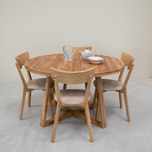 Pack of 2 or 4 Solid Oak Dining Chairs Diana Beige | NordicStory
