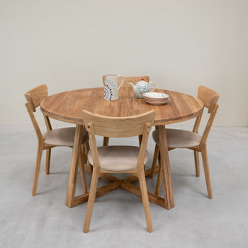 Pack of 2 or 4 Solid Oak Dining Chairs Diana Beige | NordicStory