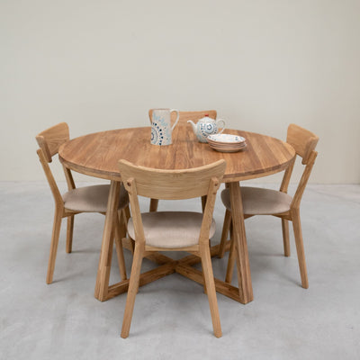 Pack of 2 or 4 Solid Oak Dining Chairs Diana Beige | NordicStory