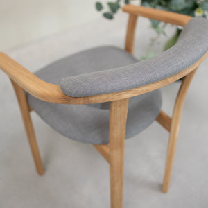 Pack of 2 or 4 Alexis Dining Chairs, Solid Oak Wood Frame, Nordic Gray Upholstery | NordicStory