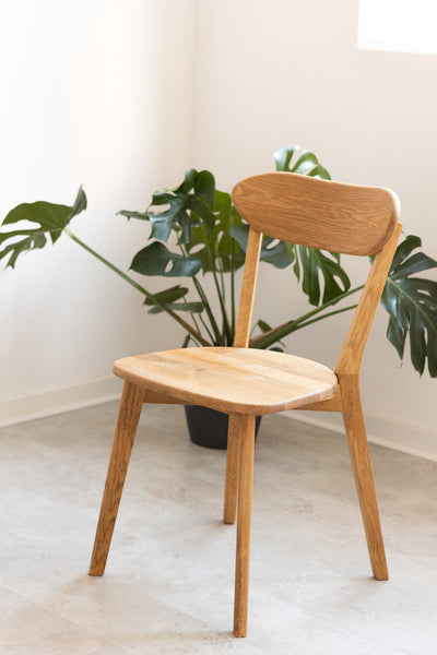 Pack of 2 or 4 Solid Oak Dining Chairs Isku | NordicStory