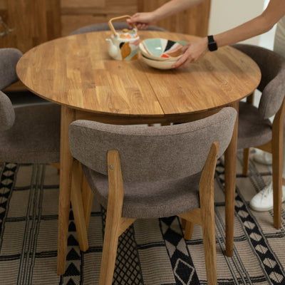 Pack of 2 or 4 Claus Solid Oak Dining Chairs, Gray or Brown upholstery | VESKOR
