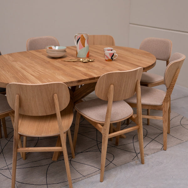 NordicStory Holger round extendable dining table in solid oak