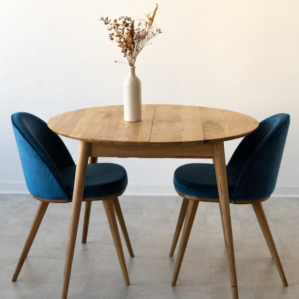 Round extendable dining table in solid oak Escandi 3, 100-130 x 100 x 75 cm | NordicStory