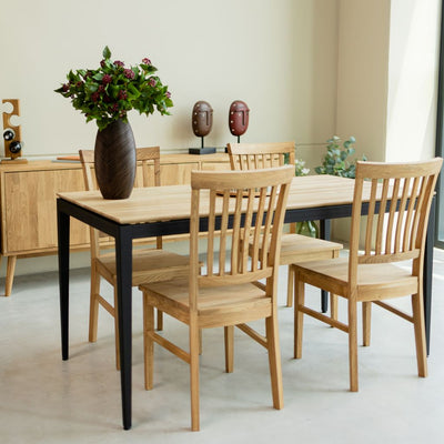 Pack of 2 or 4 Solid Oak Dining Chairs Provance | VESKOR