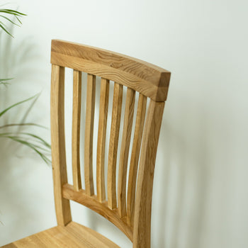 Pack of 2 or 4 Solid Oak Dining Chairs Provance | VESKOR