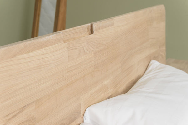 Escandi oak solid wood bed, 140 x 200 cm / 160 x 200 cm / 180 x 200 cm | NordicStory