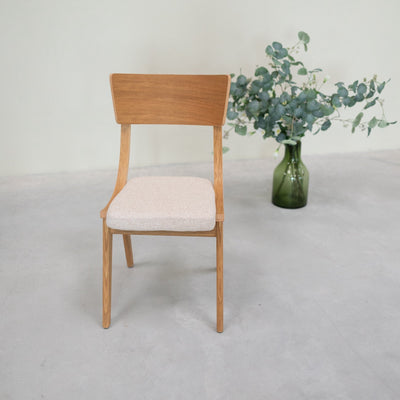 Pack of 2 or 4 Lucas Solid Oak Dining Chairs, Gray or Beige upholstery | VESKOR