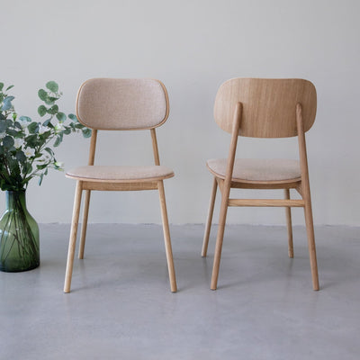 Pack of 2 or 4 Varde Dining Chairs, Solid Oak Frame, Upholstery | NordicStory