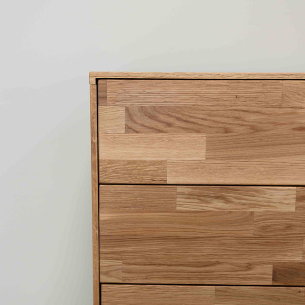 Solid oak chest of drawers Escandi 1, 80 x 45 x 84,5 cm | NordicStory