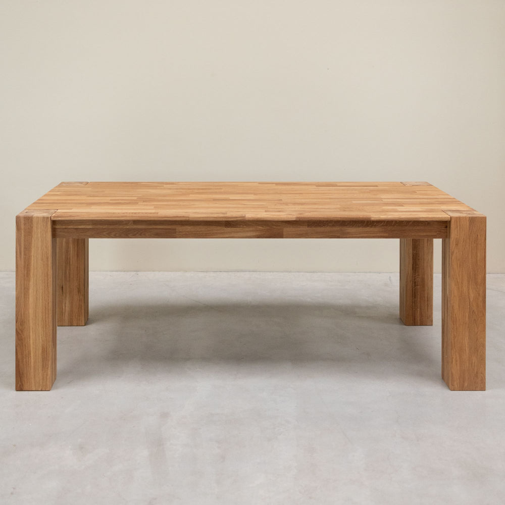 Dining table in solid oak Mauritz 3 OakStore NordicStory
