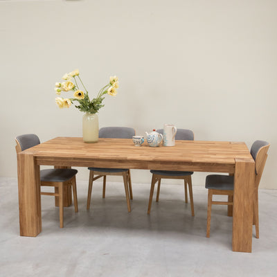 Dining table in solid oak Mauritz 3 OakStore NordicStory