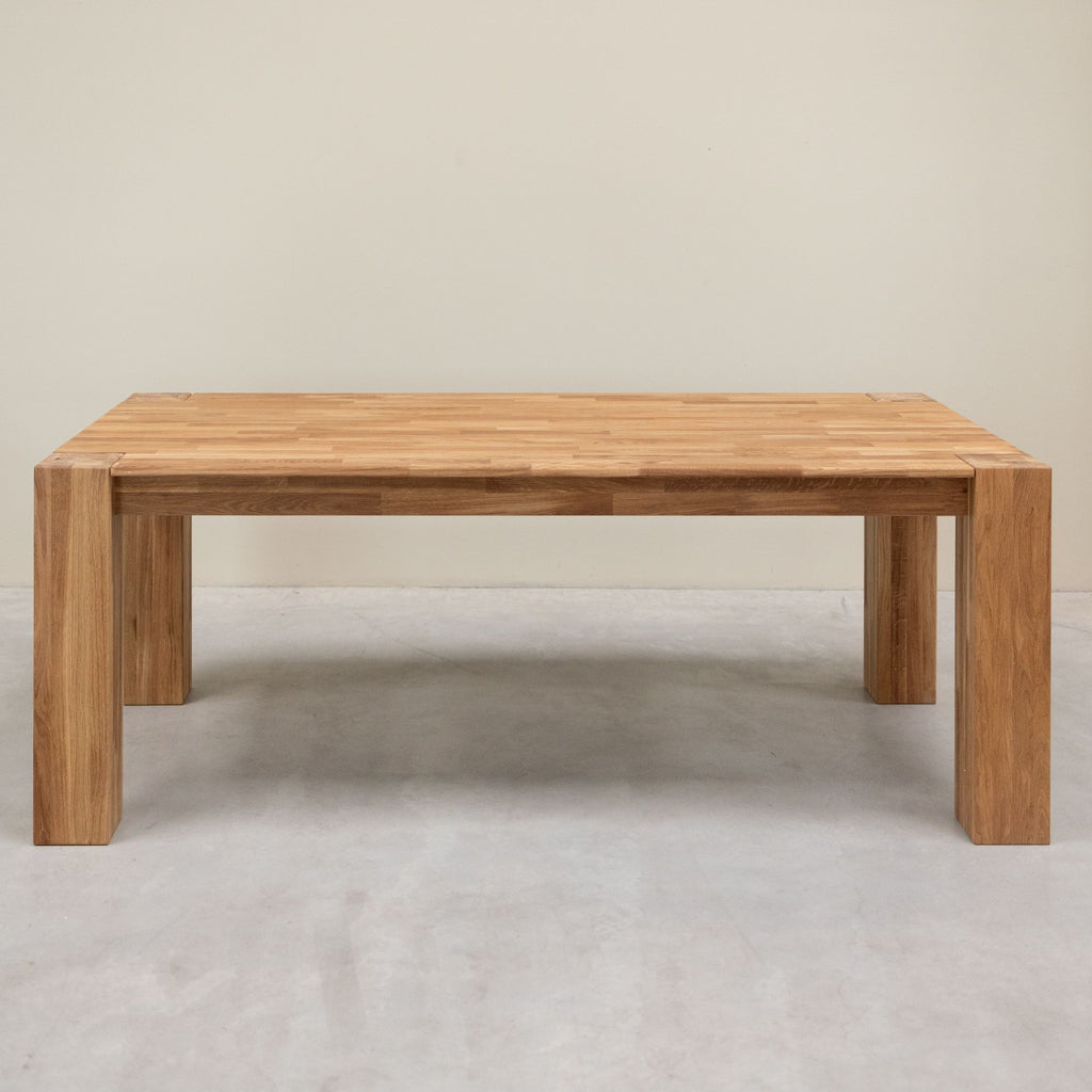 Dining table in solid oak Mauritz 3 OakStore NordicStory