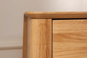 Solvig solid oak bedside table, 50 x 41 x 50 cm. | NordicStory