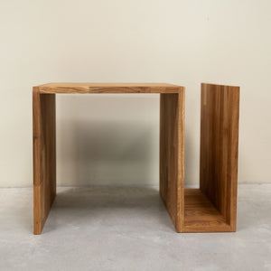 Solid oak side table Sofi, 44 x 44 x 62 cm (44 x 44 x 62 cm) | NordicStory