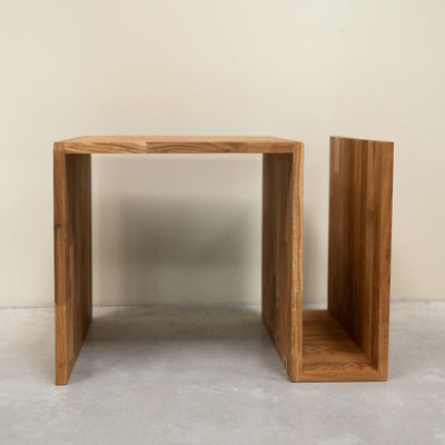 Solid oak side table Sofi, 44 x 44 x 62 cm (44 x 44 x 62 cm) | NordicStory