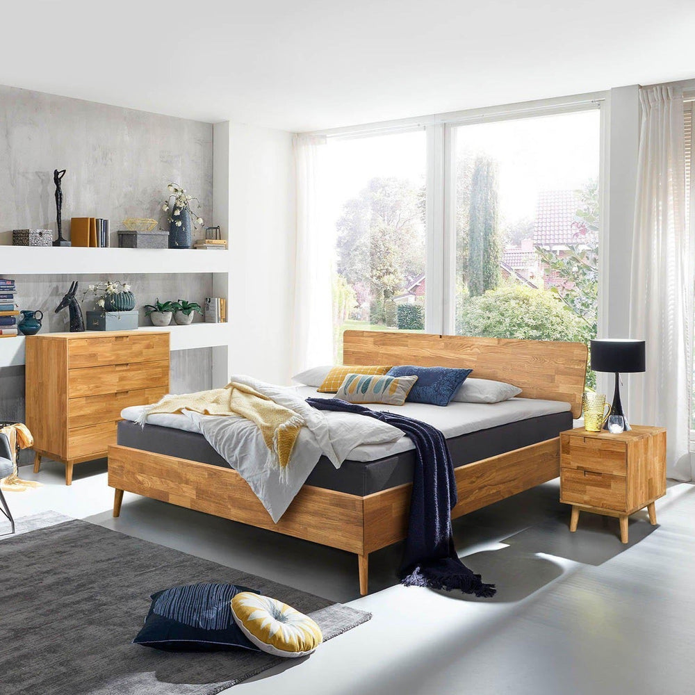 NordicStory Bed in solid oak wood