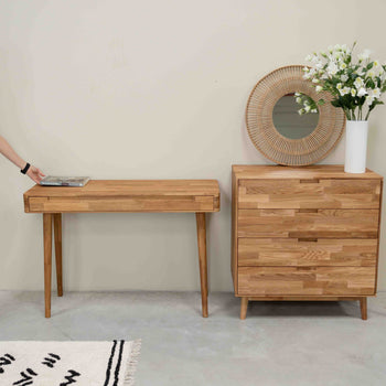 Escandi solid oak dressing table, 110 x 43 x 75 cm. | NordicStory