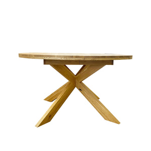 Round extendable dining table in solid oak Holger : NordicStory