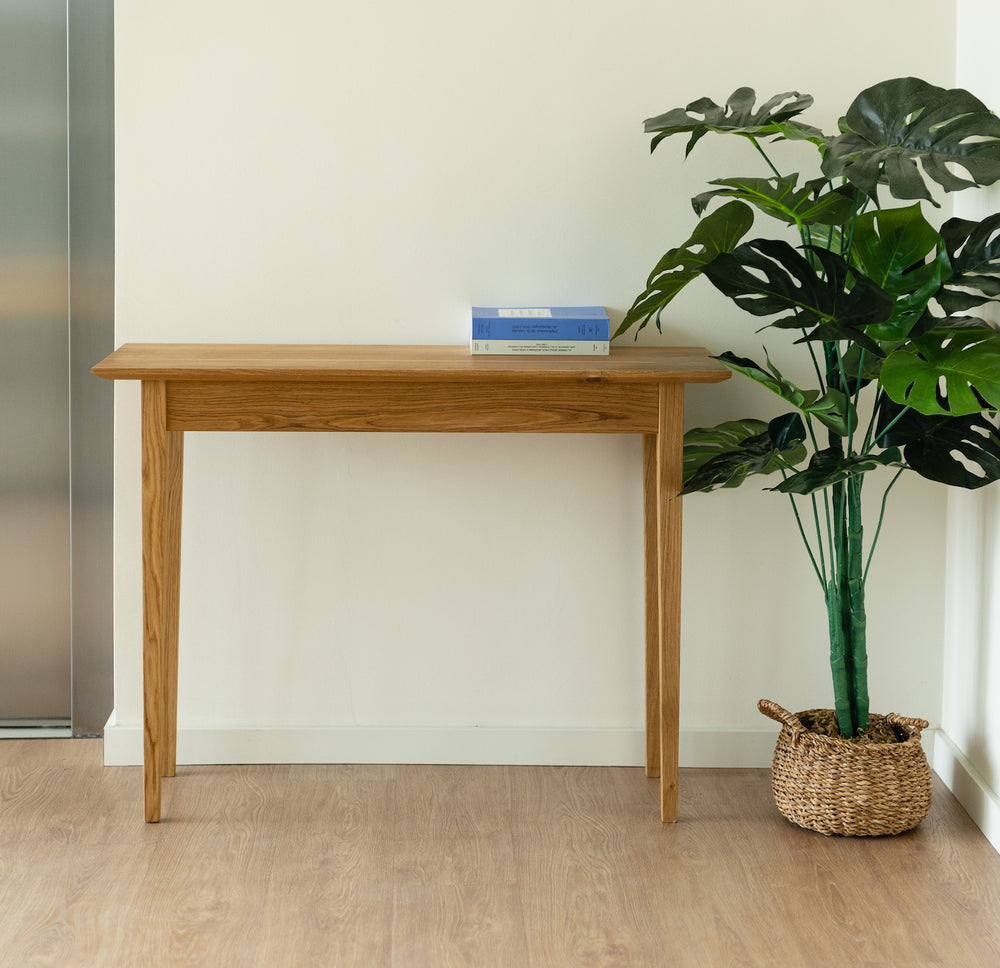 NordicStory Console in solid oak wood 