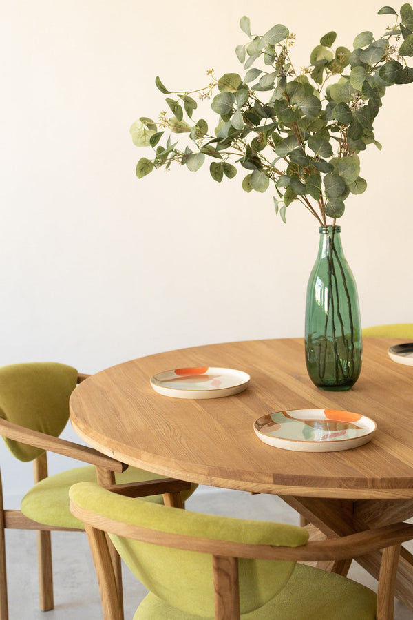 NordicStory Holger round extendable dining table in solid oak 140-190 x 140 x 76cm.