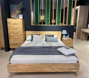 NordicStory solid oak bed Escandí 