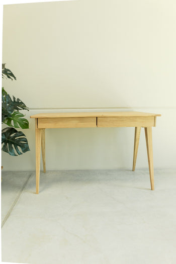  NordicStory Sustainable oak solid wood desk table