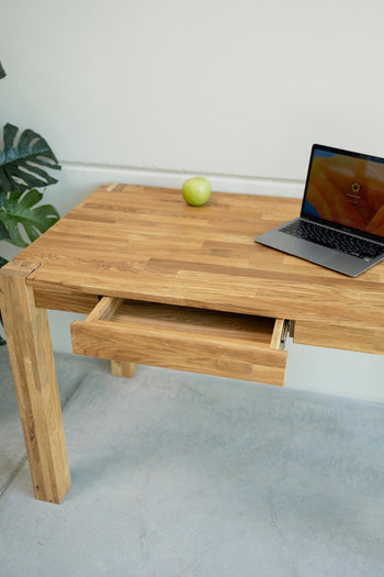 NordicStory Sustainable oak solid wood desk table 